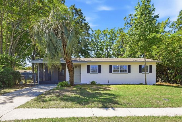 2115 WOODLAND BOULEVARD, Leesburg, FL 34748