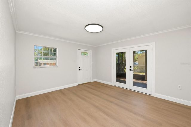 2115 WOODLAND BOULEVARD, Leesburg, FL 34748