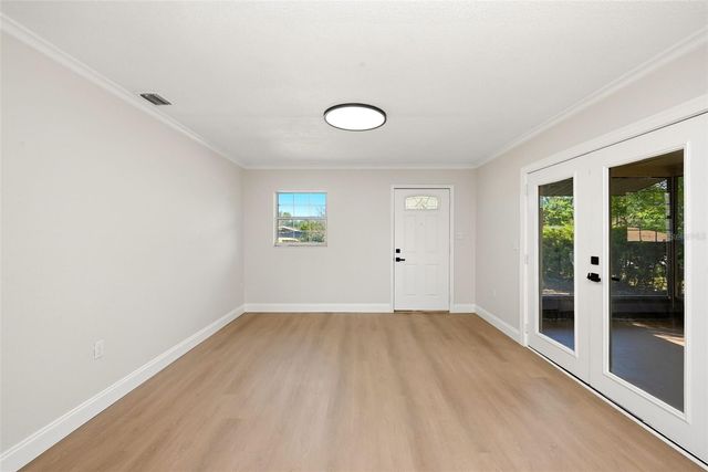 2115 WOODLAND BOULEVARD, Leesburg, FL 34748