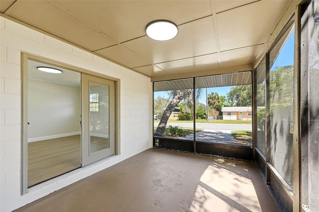 2115 WOODLAND BOULEVARD, Leesburg, FL 34748