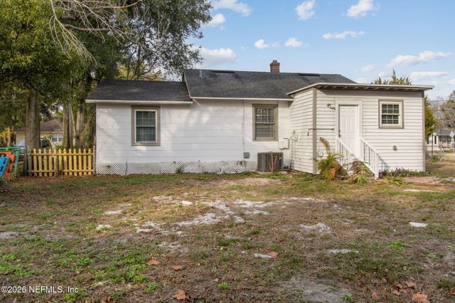 4520 BIRKENHEAD Road, Jacksonville, FL 32210