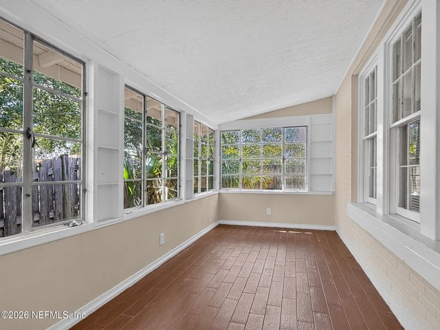 2736 LYDIA Street, Jacksonville, FL 32205