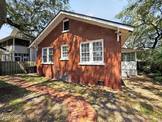 2736 LYDIA Street, Jacksonville, FL 32205