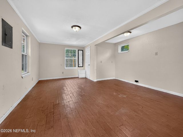 2736 LYDIA Street, Jacksonville, FL 32205