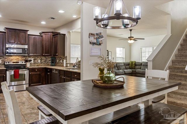 1760 Brantley Dr, Gulf Breeze, FL 32563