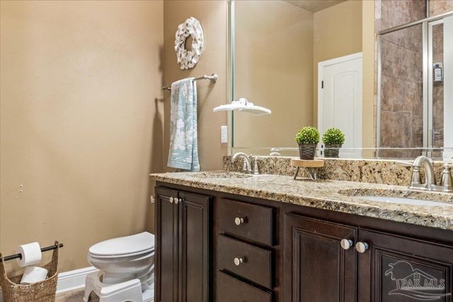 1760 Brantley Dr, Gulf Breeze, FL 32563