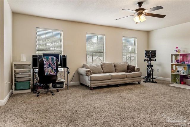 1760 Brantley Dr, Gulf Breeze, FL 32563