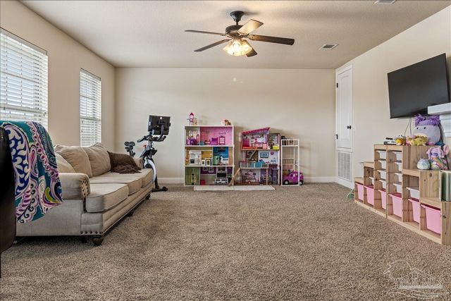 1760 Brantley Dr, Gulf Breeze, FL 32563