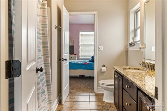 1760 Brantley Dr, Gulf Breeze, FL 32563