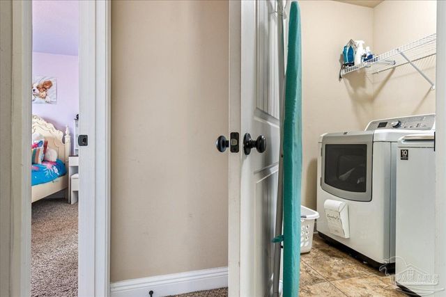 1760 Brantley Dr, Gulf Breeze, FL 32563