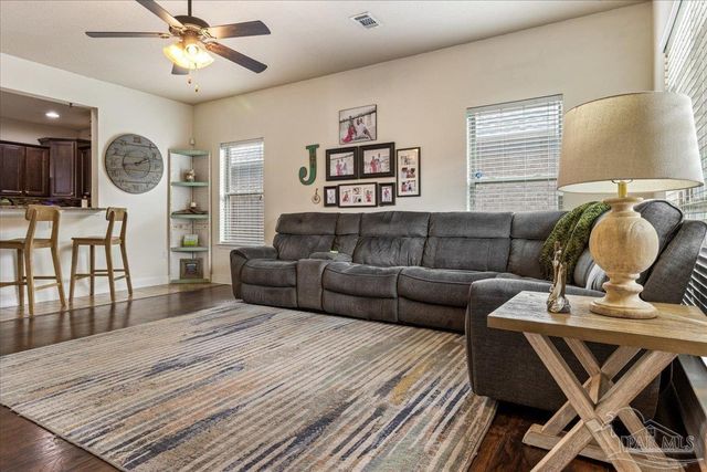 1760 Brantley Dr, Gulf Breeze, FL 32563