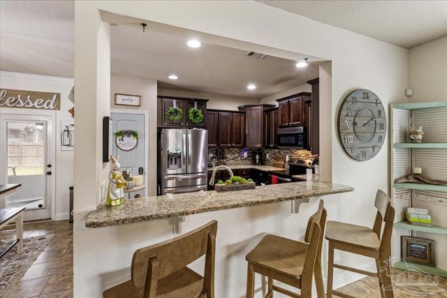 1760 Brantley Dr, Gulf Breeze, FL 32563