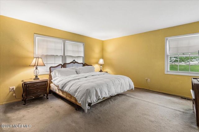 2 Steward Lane, Manalapan, NJ 07726