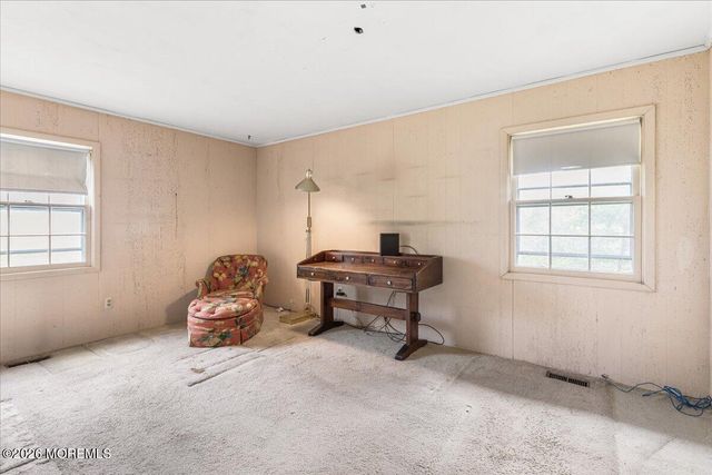 2 Steward Lane, Manalapan, NJ 07726