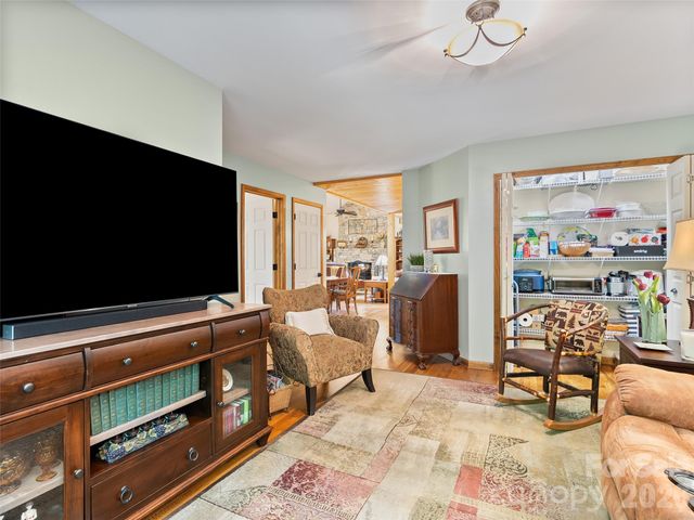 233 Rocky Face Drive, Canton, NC 28716
