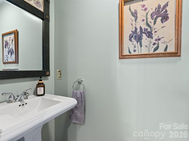 233 Rocky Face Drive, Canton, NC 28716