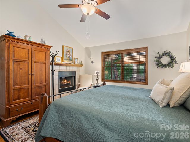 233 Rocky Face Drive, Canton, NC 28716