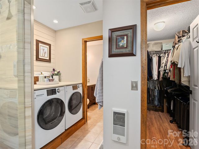 233 Rocky Face Drive, Canton, NC 28716
