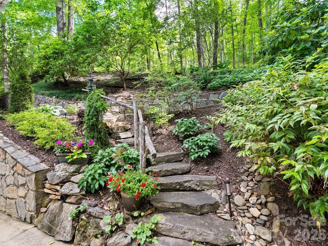 233 Rocky Face Drive, Canton, NC 28716
