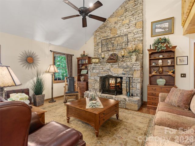 233 Rocky Face Drive, Canton, NC 28716