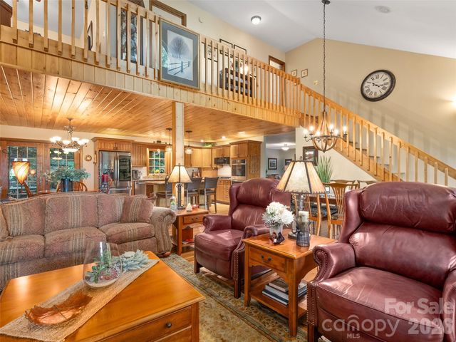 233 Rocky Face Drive, Canton, NC 28716