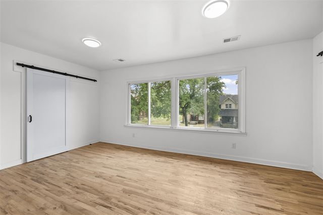 80 Louise Street, Highland Park, MI 48203
