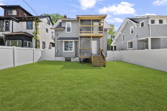 80 Louise Street, Highland Park, MI 48203