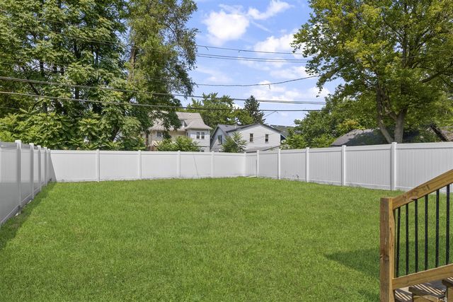 80 Louise Street, Highland Park, MI 48203