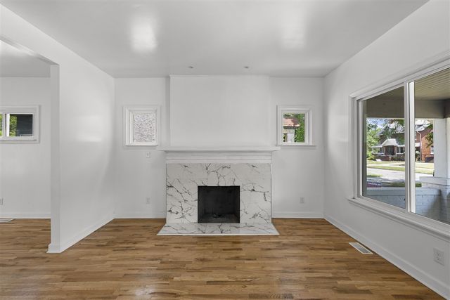 80 Louise Street, Highland Park, MI 48203