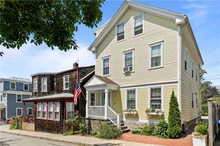 62 Dixon Street, Newport, RI 02840