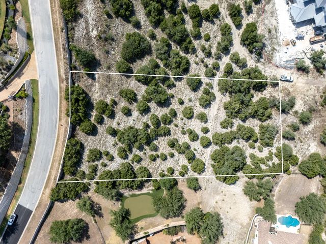 104 Piazza Vetta DR, Lakeway, TX 78734
