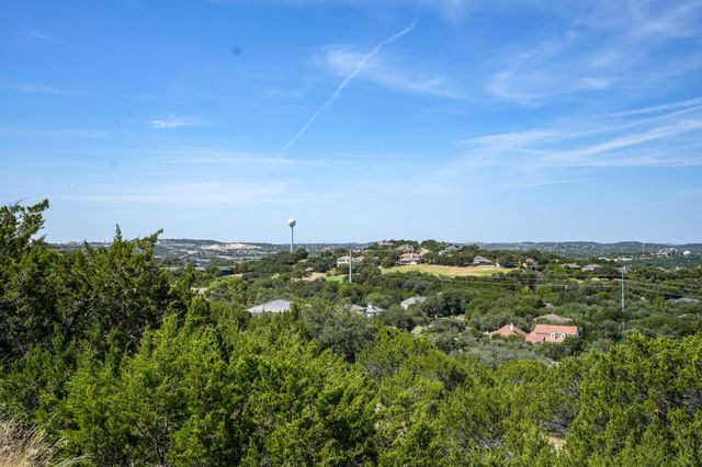 104 Piazza Vetta DR, Lakeway, TX 78734