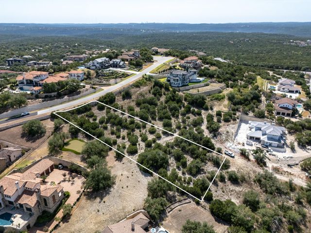 104 Piazza Vetta DR, Lakeway, TX 78734