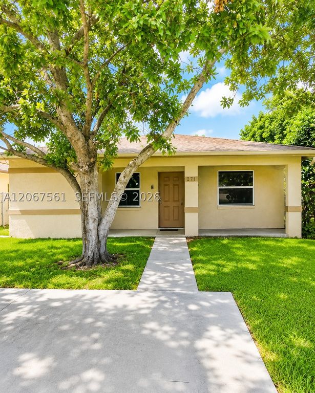 221 NE 35th St, Oakland Park, FL 33334