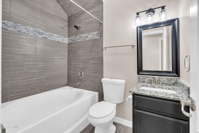 3728 Loma Jacinto Drive, El Paso, TX 79938