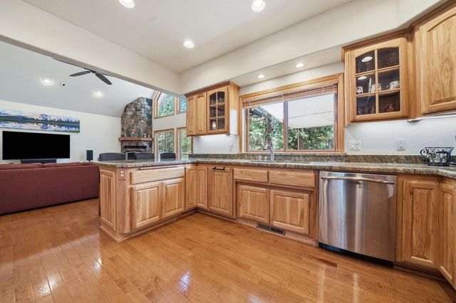 27985 Starlight Dr, Pioneer, CA 95666