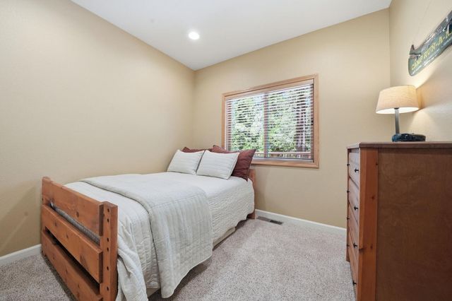 27985 Starlight Dr, Pioneer, CA 95666