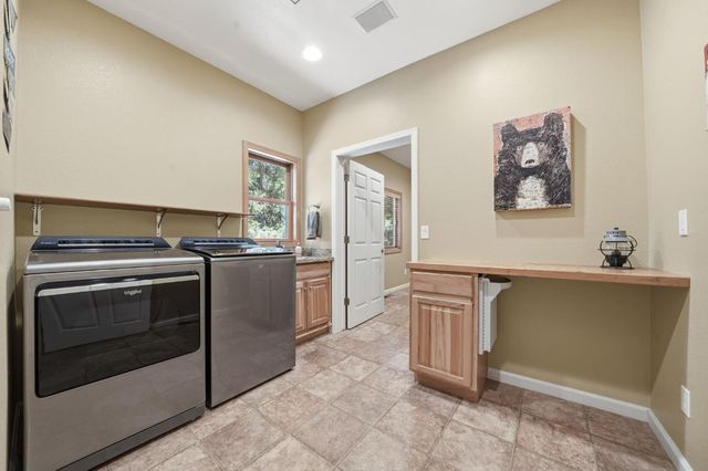 27985 Starlight Dr, Pioneer, CA 95666