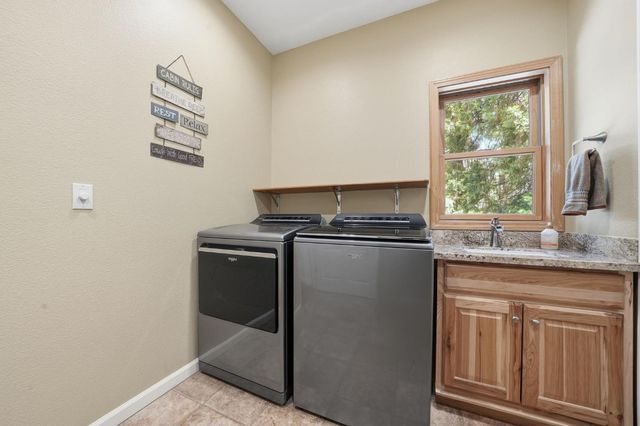 27985 Starlight Dr, Pioneer, CA 95666