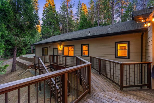 27985 Starlight Dr, Pioneer, CA 95666