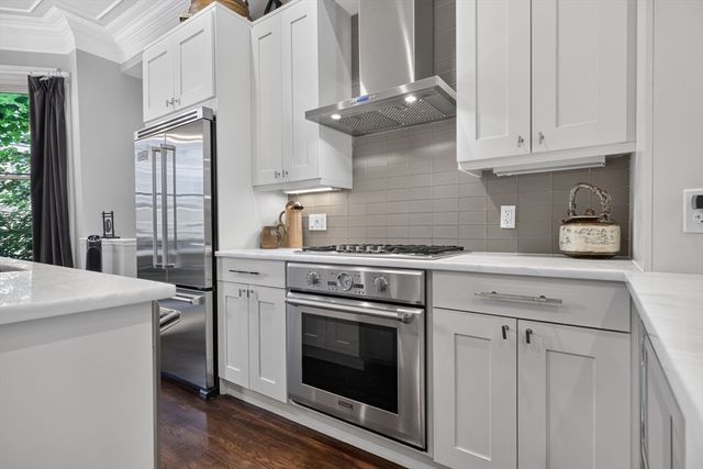 14 Hereford 1, Boston, MA 02115