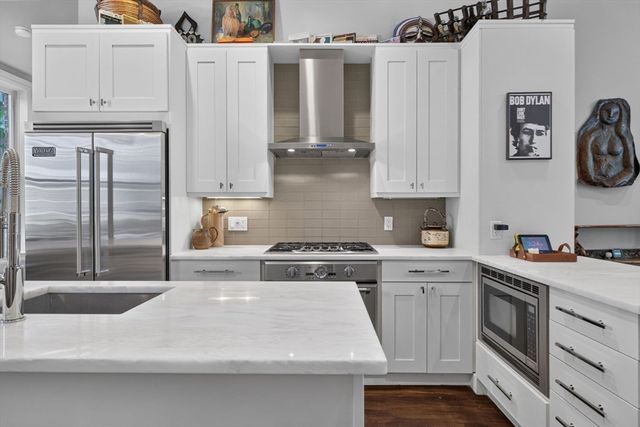14 Hereford 1, Boston, MA 02115