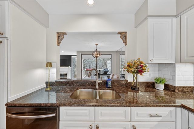 2485 Wild Brook Run, Bloomfield Hills, MI 48304