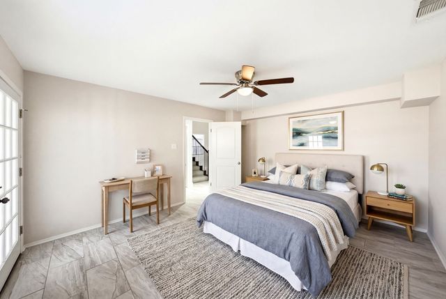 1300 Warbler Dr, Kerrville, TX 78028