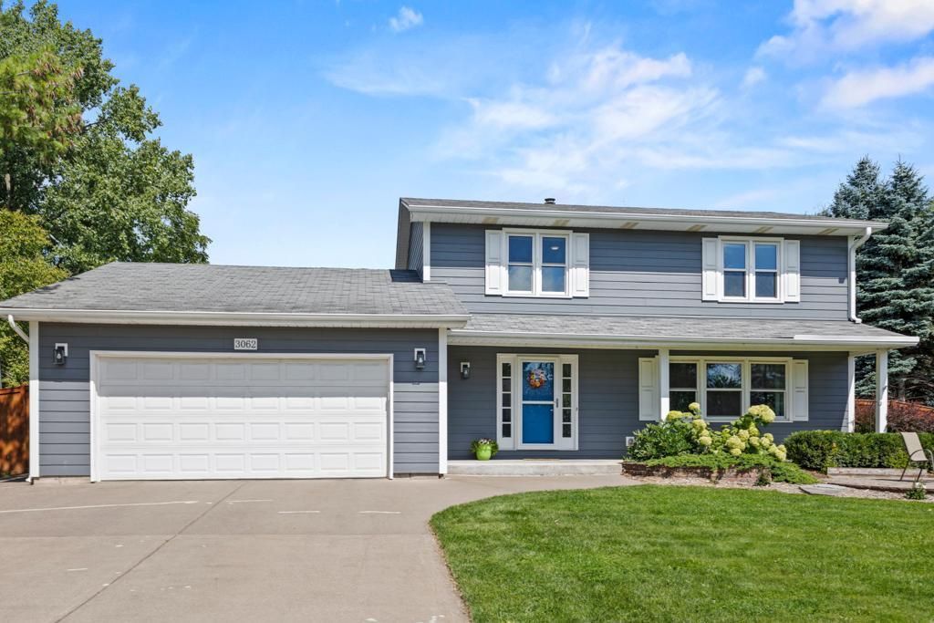 3062 Camelot Circle, Woodbury, MN 55125