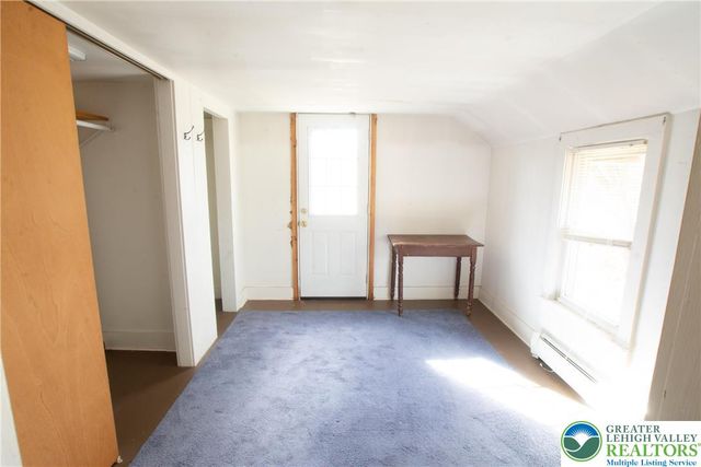 113 winter Street, Upper Mt Bethel Twp, PA 18343