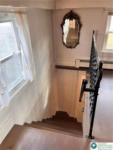 113 winter Street, Upper Mt Bethel Twp, PA 18343