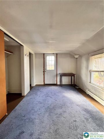 113 winter Street, Upper Mt Bethel Twp, PA 18343