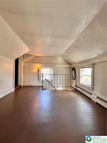 113 winter Street, Upper Mt Bethel Twp, PA 18343