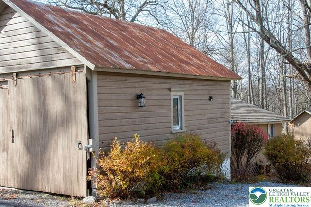 113 winter Street, Upper Mt Bethel Twp, PA 18343